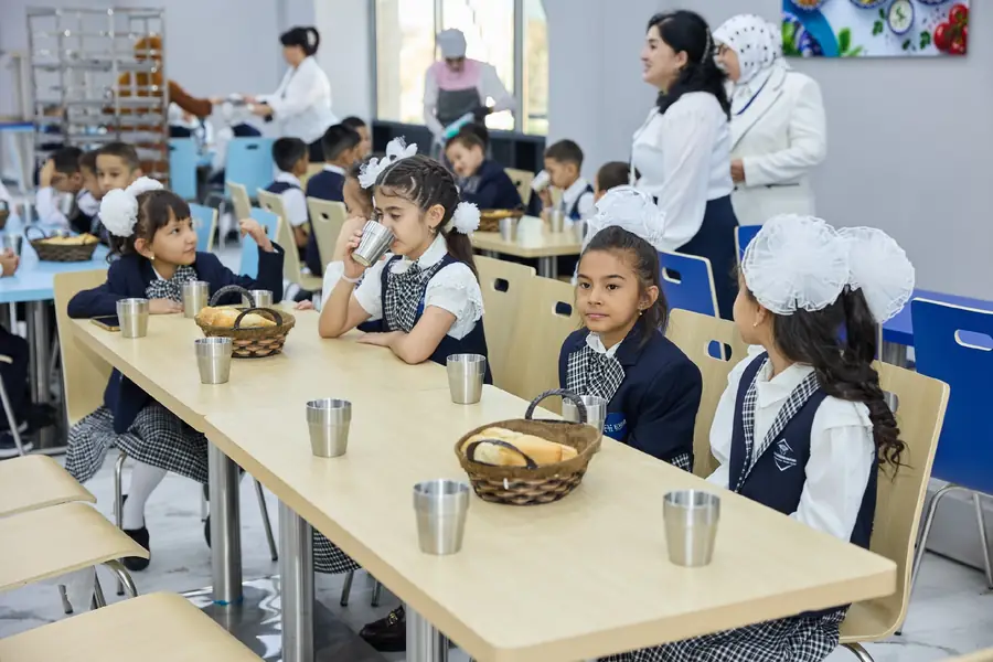 Elita maktabi: Birinchi o'quv kuni